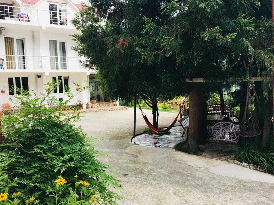 Rezo'S House Hotel Kvariati Eksteriør billede